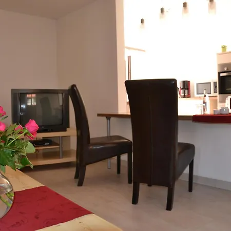 Konukevi Baumeisterhaus 3*